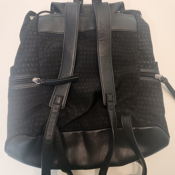 Kenneth Cole backpack - Picture 2 of 3